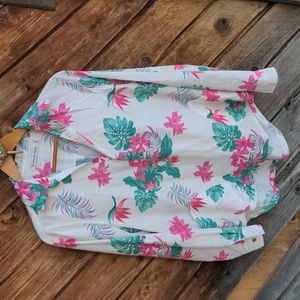Hawaiian themed tropical blouse with pink green flowers foliage Small